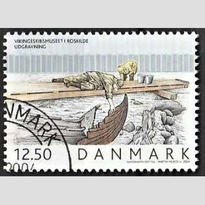 FRIMRKER DANMARK | 2004 - AFA 1403 - Vikingeskibsmuseet - 12,50 Kr. Udgravning - Pnt Stemplet