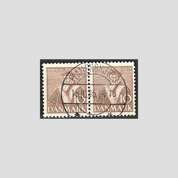 FRIMRKER DANMARK | 1936 - AFA 231 - Reformationen 10 re brun i par - Lux Stemplet Flauenskjold
