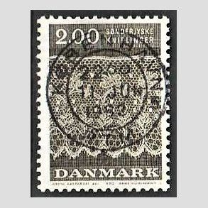 FRIM�RKER DANMARK | 1980 - AFA 713 - S�nderjyske kniplinger - 2,00 Kr. gr�brun - Pragt Stemplet