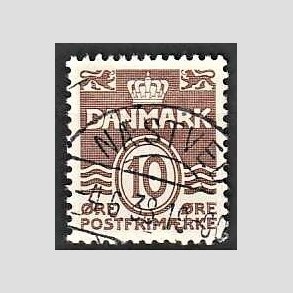 FRIM�RKER DANMARK | 1937 - AFA 235 - B�lgelinie 10 �re brun - Pragt Stemplet N�stved