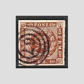 FRIMRKER DANMARK | 1858-62 - AFA 7 - 4 Skilling brun - Stemplet (Pne brede rande)