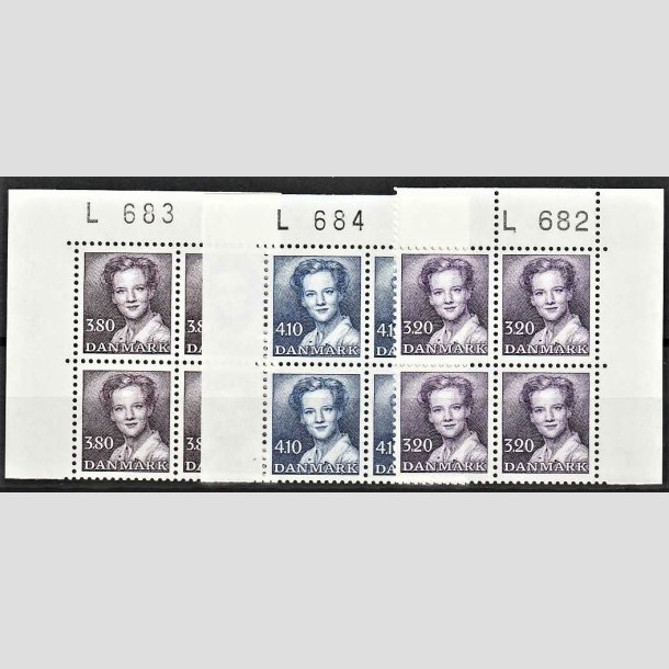 FRIMRKER DANMARK | 1988 - AFA 896-98 - Dronning Margrethe - 3,20-4,10 kr. i 4-blok med marginal L682-L684 - Postfrisk