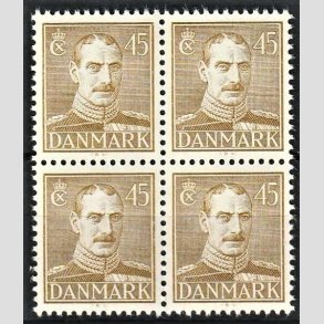 FRIMRKER DANMARK | 1946 - AFA 296 - Chr. X, Ny tegning - 45 re oliven i 4-blok - Postfrisk