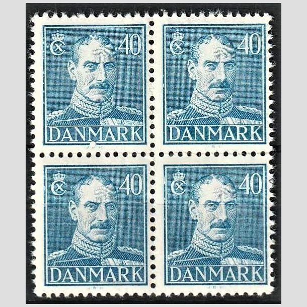 FRIMRKER DANMARK | 1942-44 - AFA 280 - Chr. X, Ny tegning - 40 re bl i 4-blok - Postfrisk