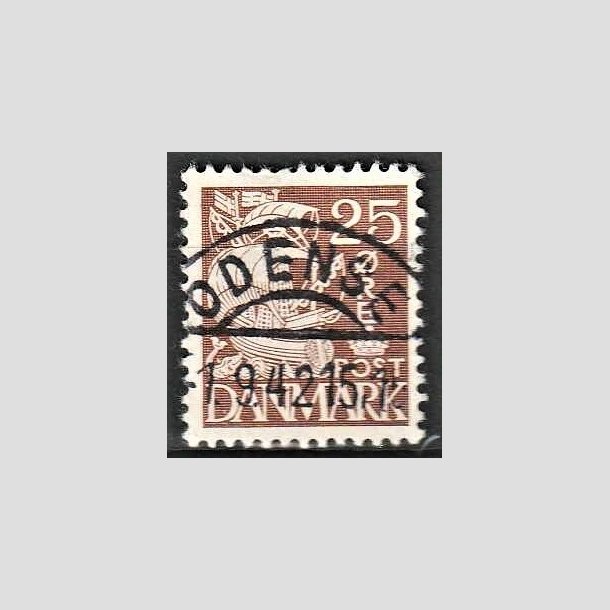 FRIMRKER DANMARK | 1937-40 - AFA 214a - Karavel 25 re brun Type II - Lux Stemplet Odense