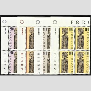 FRIM�RKER F�R�ERNE | 1984 | AFA 87-90 | Kirkestole II. - 250 - 400 �re i komplet s�t marginal 4-blokke - Postfrisk