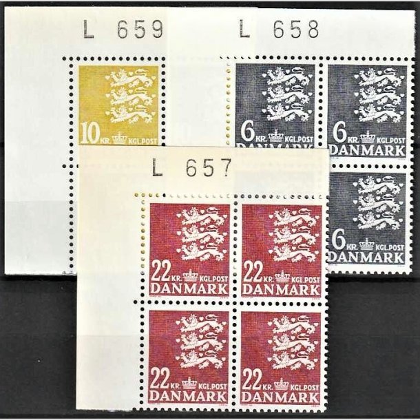 FRIMRKER DANMARK | 1976-87 - AFA 621,622,876 - Rigsvben 6,10,22 kr. i 4-blok med marginal L657,L658,L659 - Postfrisk
