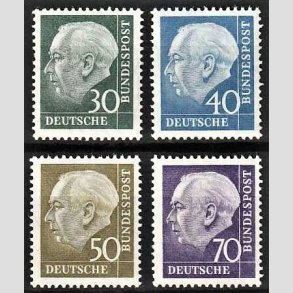FRIM�RKER VESTTYSKL. BUND: 1957 | AFA 1216-19 | Pr�sident Th. Heuss. - 30 pf. - 70 pf. - Postfrisk