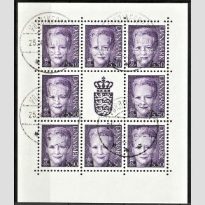 FRIM�RKER DANMARK | 2001 - AFA 1247 (SM�ARK NR. 2) - Dronning Margrethe - 5,50 kr. violet x 8 samt vignet - P�nt stemplet