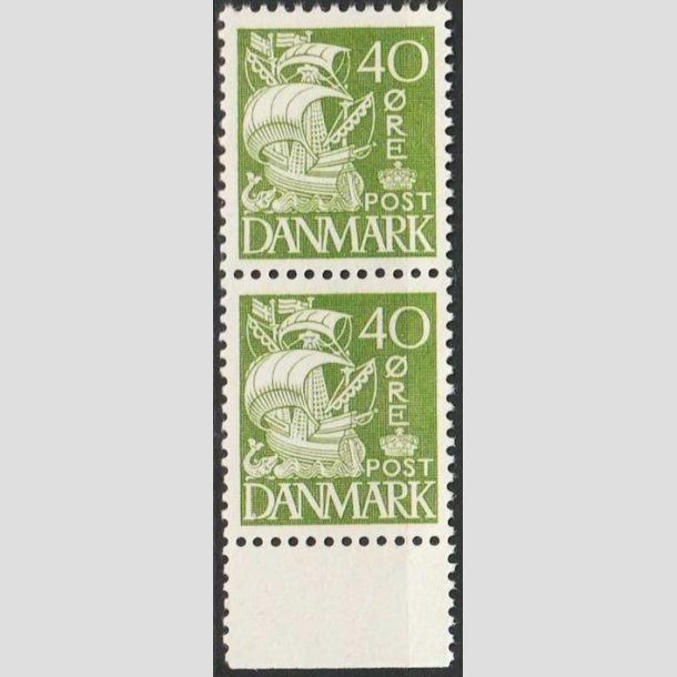 FRIMRKER DANMARK | 1937-40 - AFA 208a - Karavel 40 re grn Type II i lodret par - Postfrisk