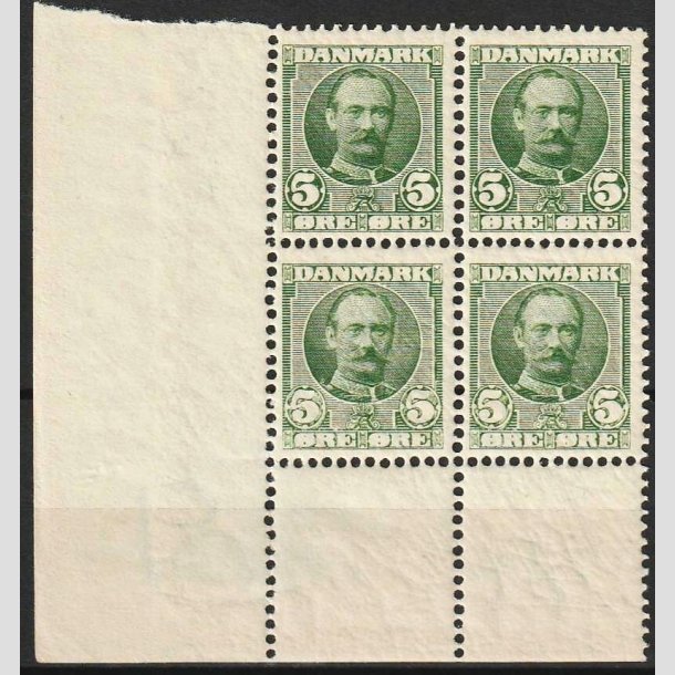 FRIMRKER DANMARK | 1907 - AFA 54 - Frederik VIII 5 re grn i 4-blok med nedre marginal - Postfrisk