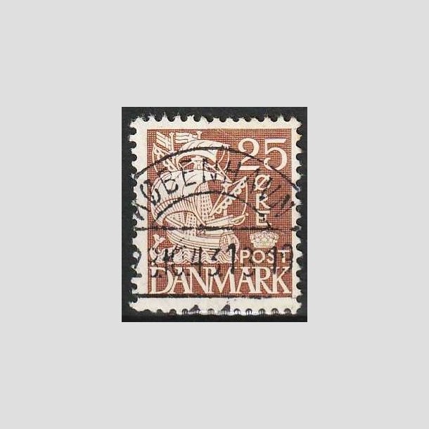 FRIMRKER DANMARK | 1937-40 - AFA 214a - Karavel 25 re brun Type II - Lux Stemplet Kbenhavn