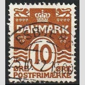 FRIM�RKER DANMARK | 1930 - AFA 185a - B�lgelinie 10 �re r�dbrun - Lux Stemplet Esbjerg