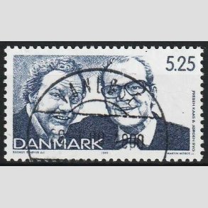 FRIM�RKER DANMARK | 1999 - AFA 1214 - Dansk revy - 5,25 Kr. bl� - Pragt Stemplet Vanl�se